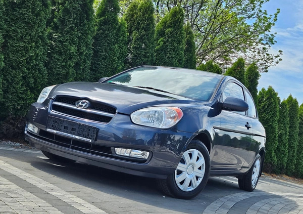 Hyundai Accent cena 6400 przebieg: 200000, rok produkcji 2008 z Ełk małe 211